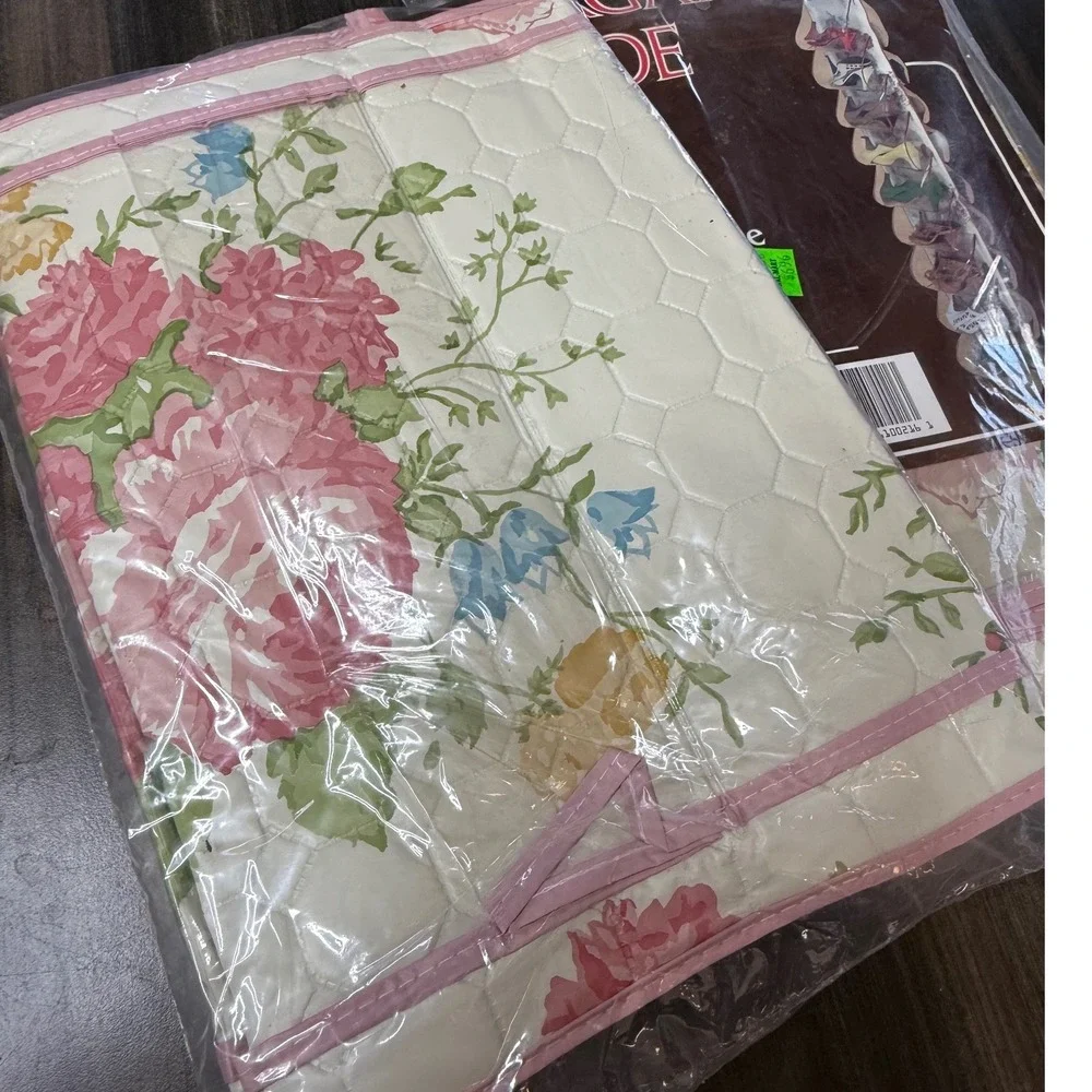 SET OF 2 Prestige English Rose‎ Over The Door Shoe Organizer Floral Quilted